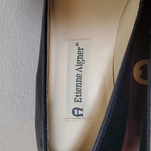 Etienne Aigner Margaret Low-Heel Loafers - Navy Size 5.5 - Picture 3 of 7